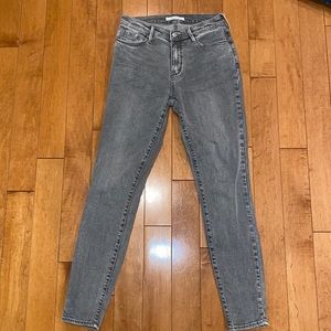Gray PacSun size 26 stretch skinny Jean